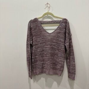 H&M never worn. Woman’s Sweater Rose Colored Knit